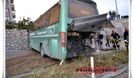 Tosya D100'de İran Otobüsü Kaza Yaptı 2 Yaralı Fot