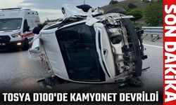 TOSYA D100'DE KAMYONET DEVRİLDİ 1 YARALI